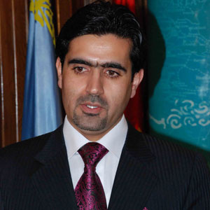 تاثیر حوادث ایران بر افغانستان/ دلیل تبریک زودهنگام کرزی به احمدی‌نژاد