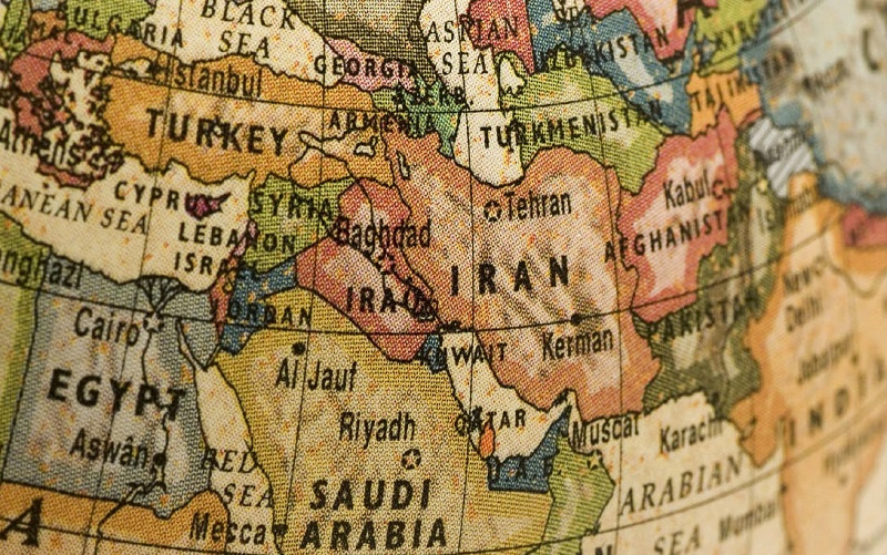 امریکا با ایران در خاورمیانه چه می‌کند؟!