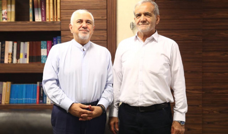 معاون اولی ظریف؛ نیاز "دولت متخصص‌محور" پزشکیان