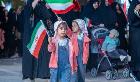 چرا باید با کودکان درباره جنگ و بحران‌ها گفت‌وگو کنیم؟